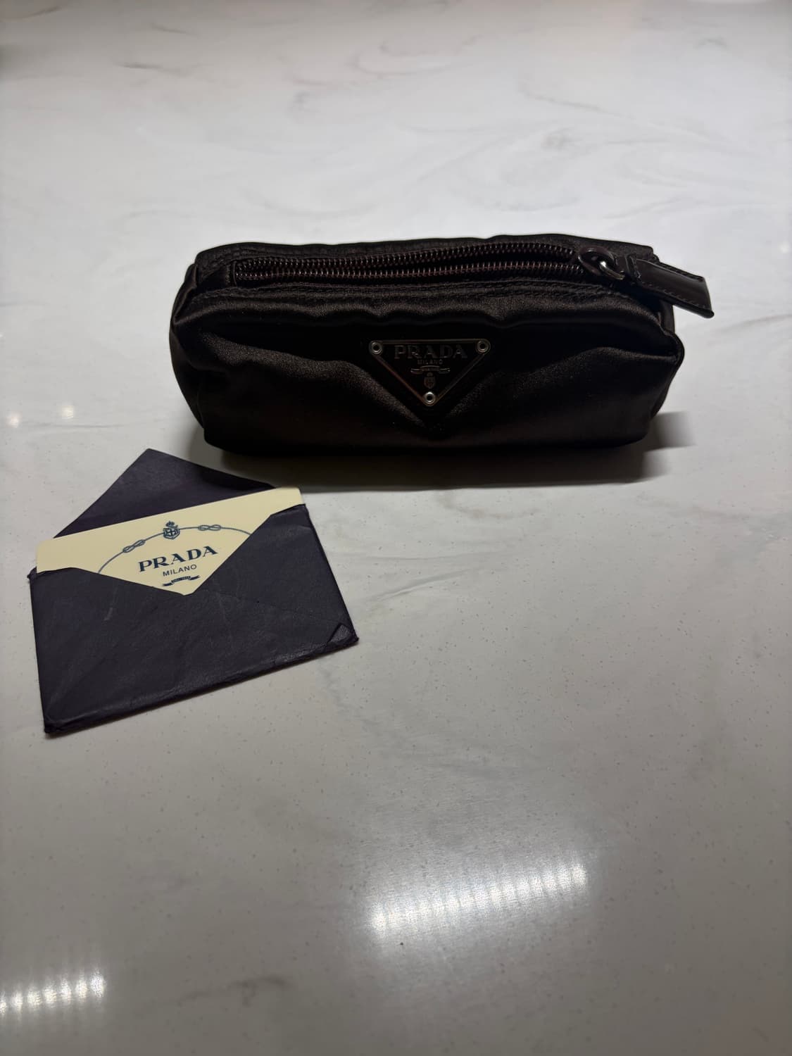 프라다 파우치 판매합니다 (개런티카드 0) 상품이미지1