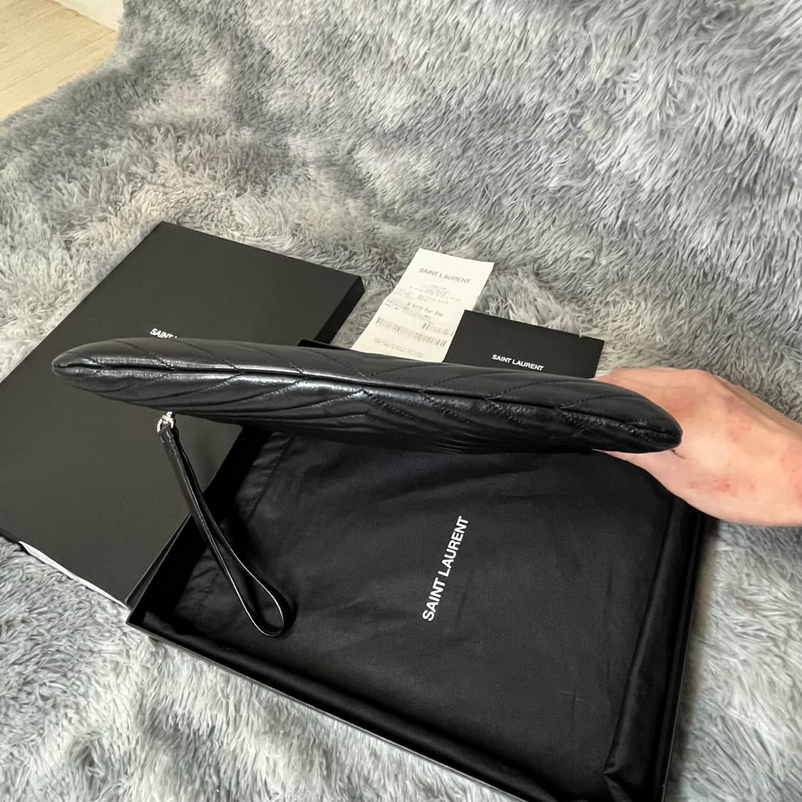 입생로랑 마틀라세 클러치 M사이즈 상품이미지4