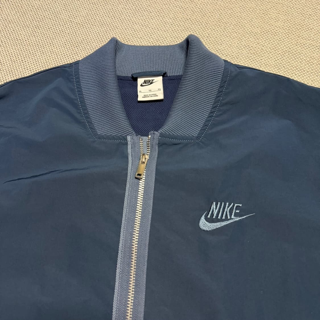 나이키 빅로고 나일론 봄버 자켓 상품이미지2