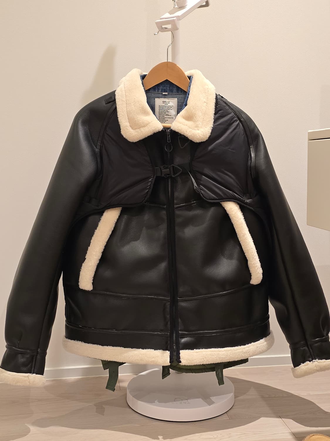 루트파인더 미발매 매뉴버 가죽 패딩 샘플 상품이미지4