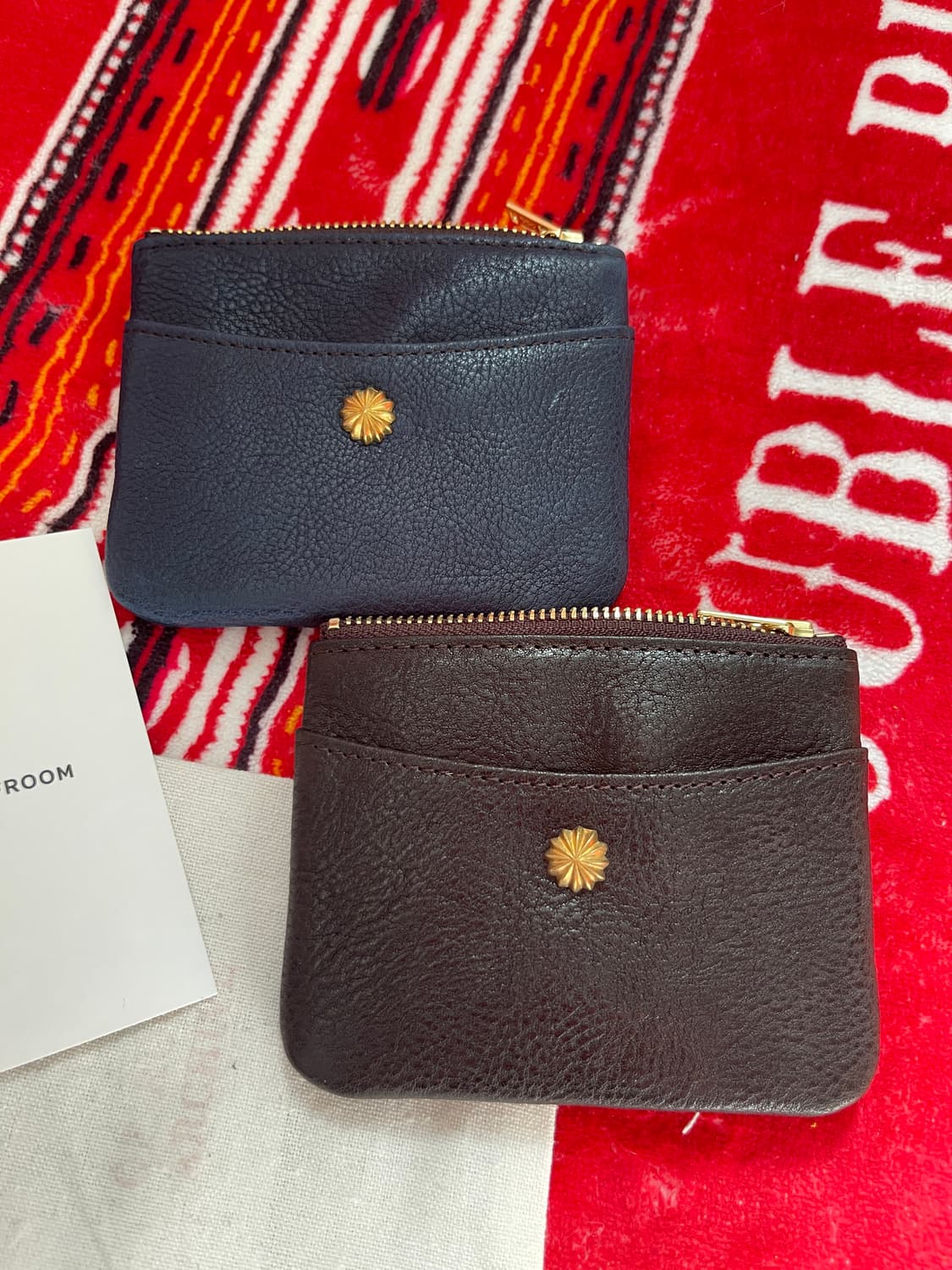 리벳 미니 가죽지갑 상품이미지4