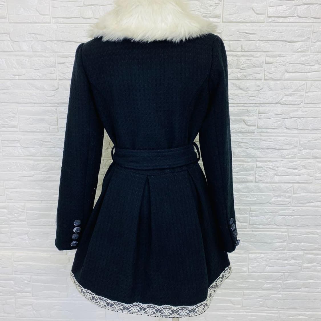 트랄라라 블랙 퍼 리본 코트 상품이미지2