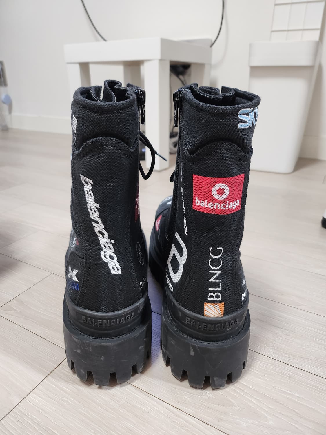 [43]발렌시아가 컴뱃 스트라이크 부츠 블랙 상품이미지3