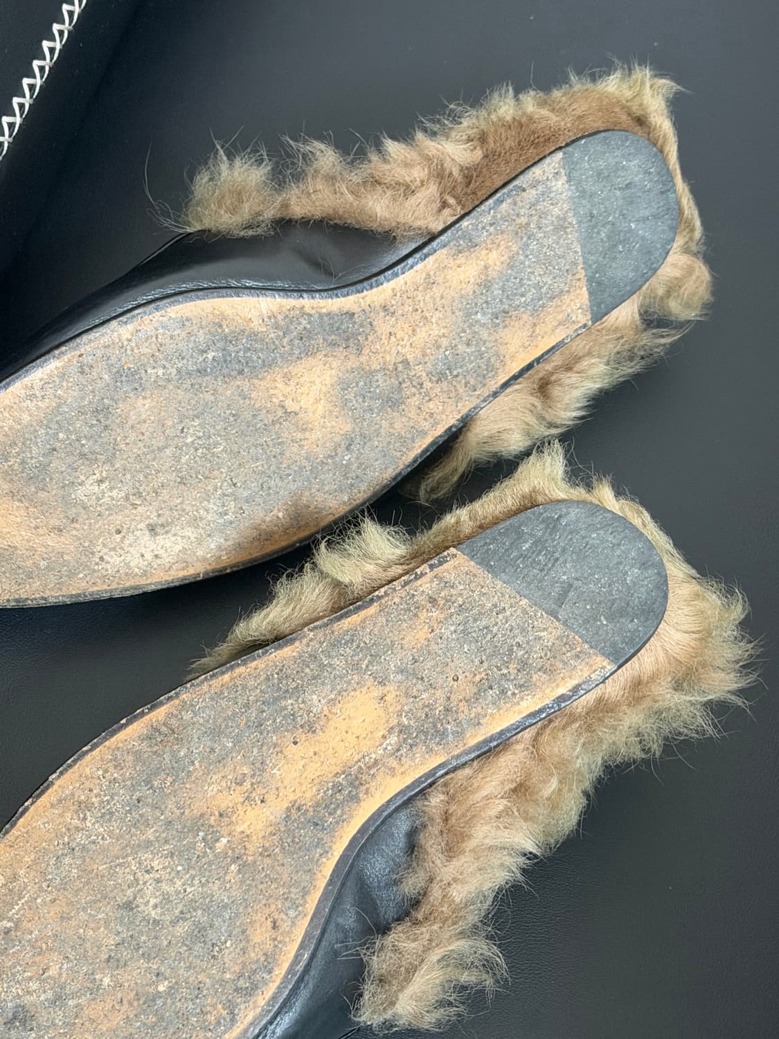 (에눌 가능)B급 - 260 구찌 프린스타운 털 슬리퍼 블랙 상품이미지4