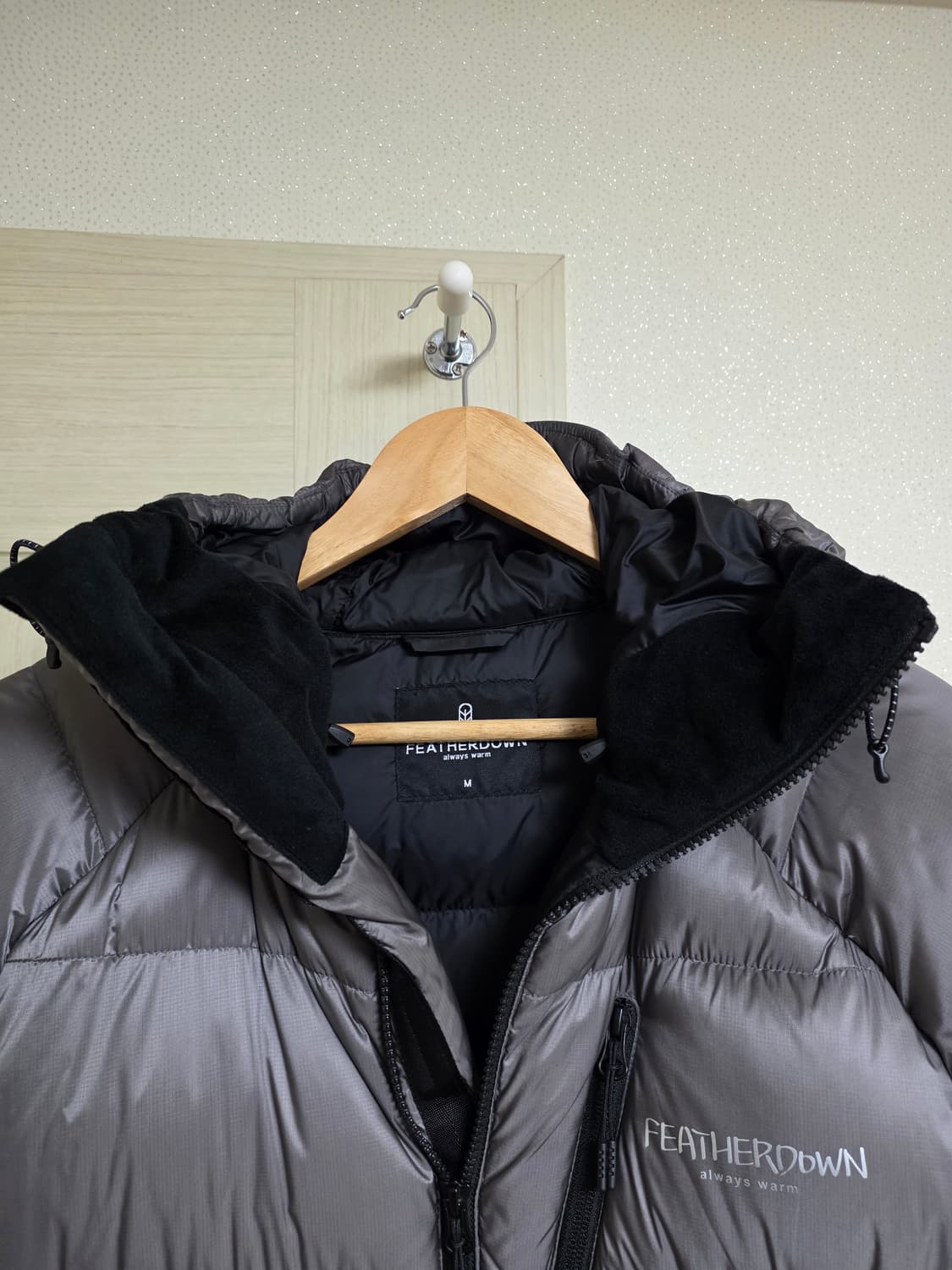 페더다운hd 애쉬그레이 M(100-103) 판매 상품이미지3