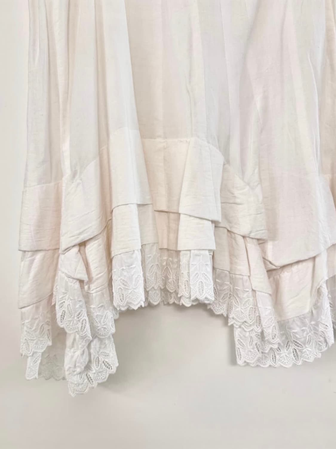 Comme des garcons 화이트 러플 언발스커트 m 상품이미지2