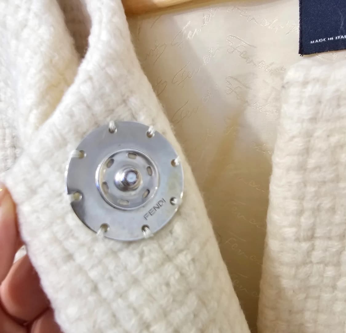 펜디 아이보리 코트 정품 42사이즈 상품이미지7