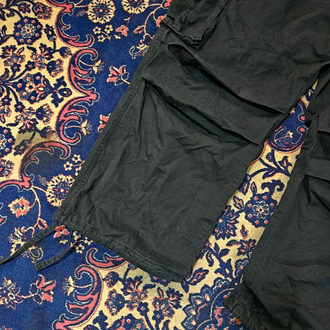 러기드하우스 다크 차콜 뒷밴딩 스트렙 카고팬츠 상품이미지4