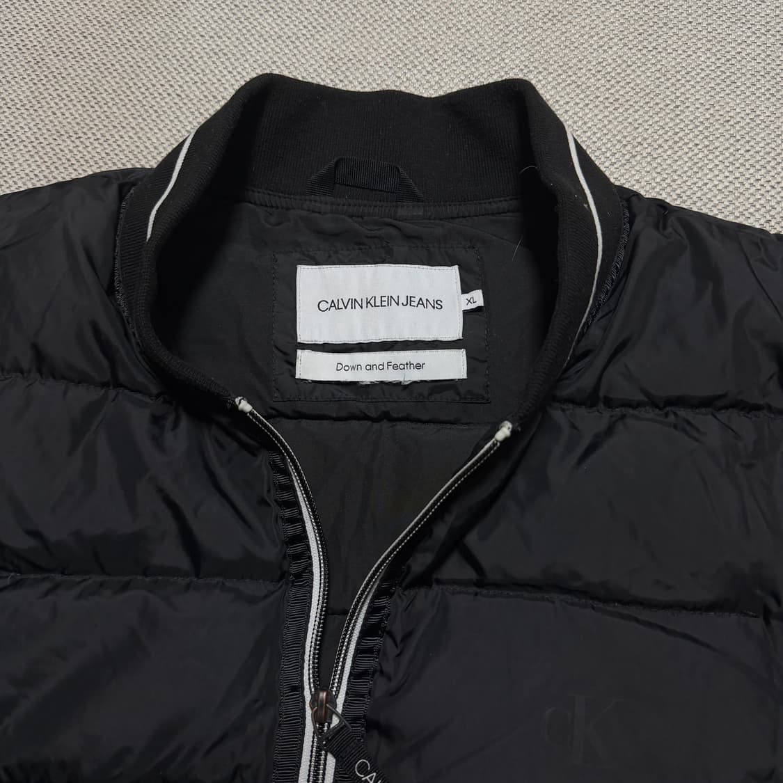 켈빈 클라인 진스 경량패딩 자켓 상품이미지2