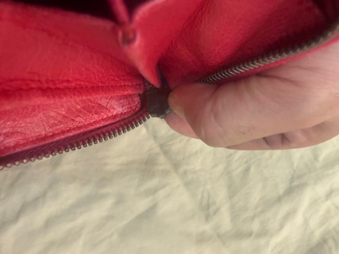 정품 발렌시아가 모터 장지갑 팝니다 상품이미지7