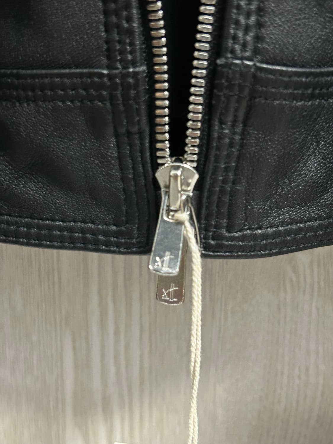 다이브인 WASHED LAMBSKIN HIGH NECK LEATHER J 상품이미지3