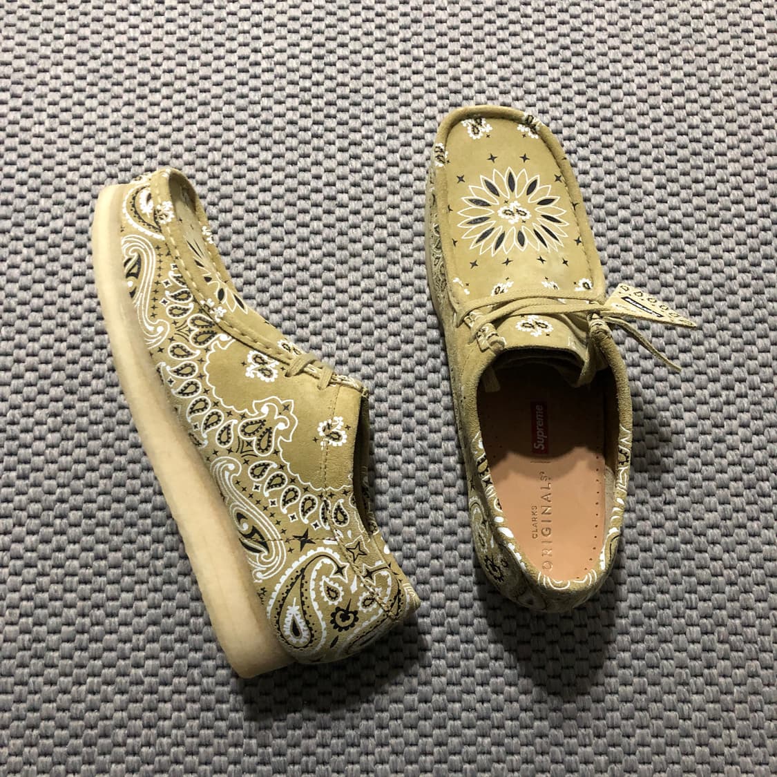 클락스 x 슈프림 왈라비 반다나 메이플 상품이미지3