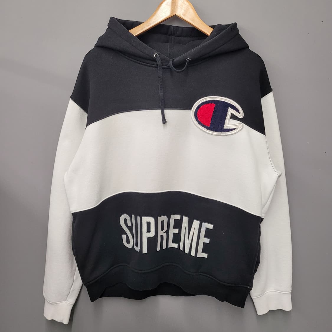 Champion Supreme 챔피온 슈프림 블럭 후디 검흰 상품이미지1