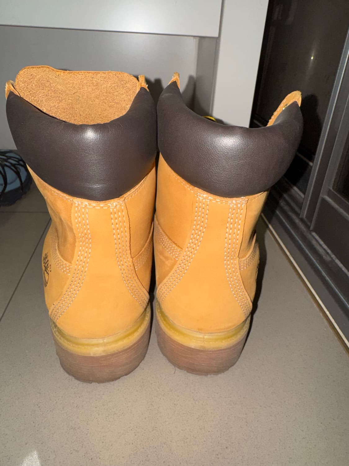 팀버랜드 프리미엄 6인치 워터프루프 부츠 위트 누벅 - 와이드 상품이미지3