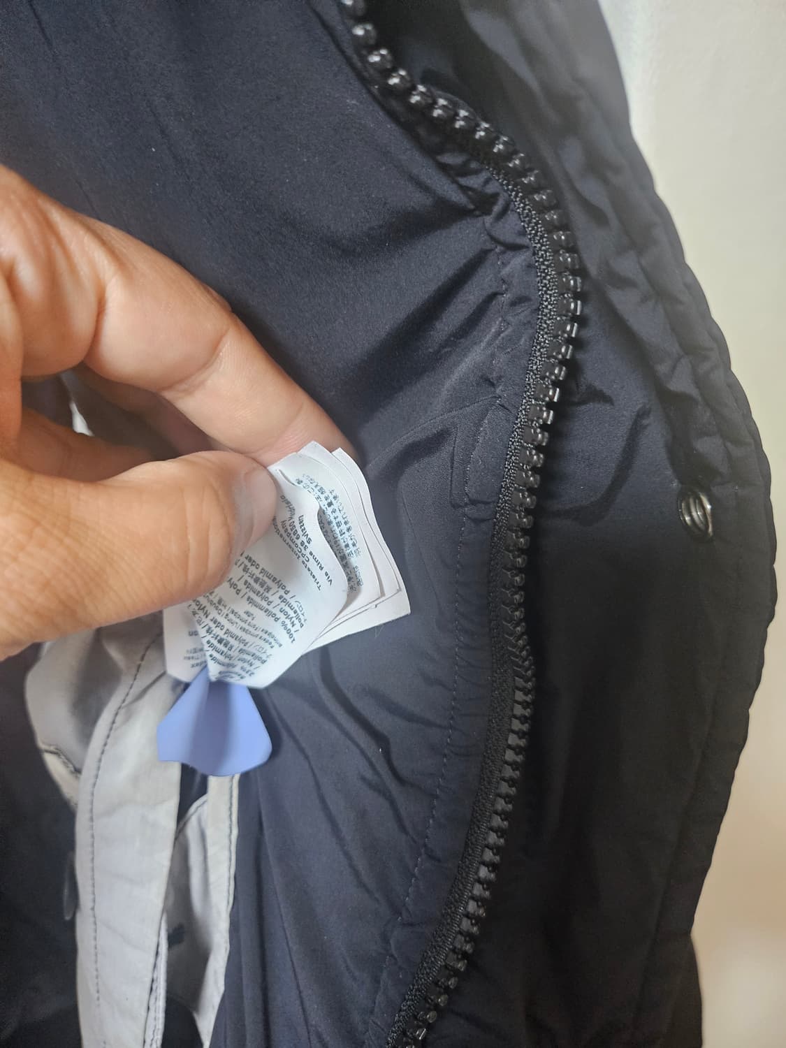 cp컴퍼니 롱패딩 블랙50사이즈(100-105) 상품이미지9