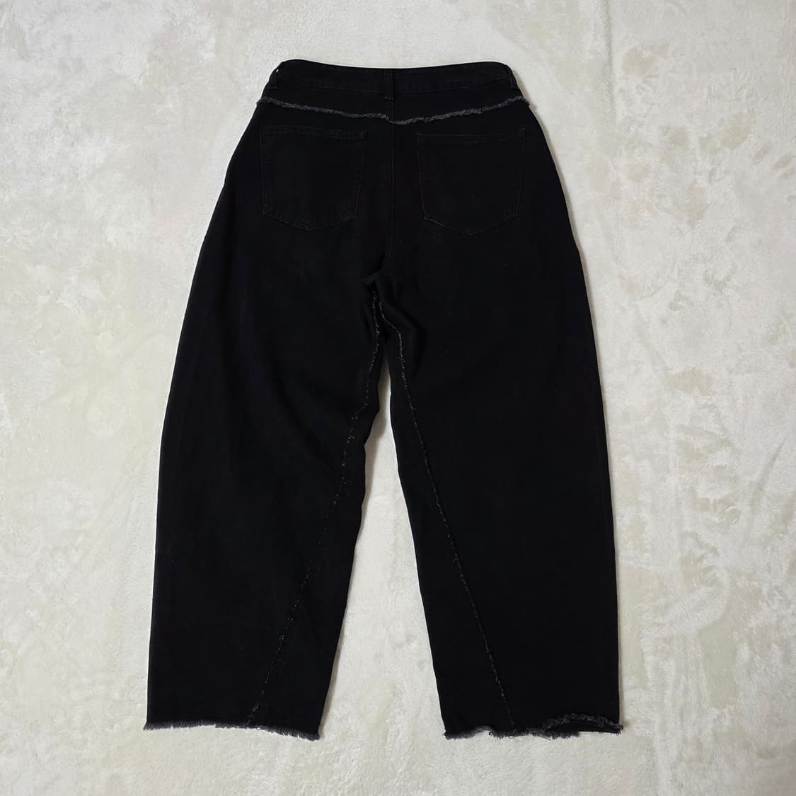 (M)인사일런스 컷오프 커브드 데님 팬츠 상품이미지3