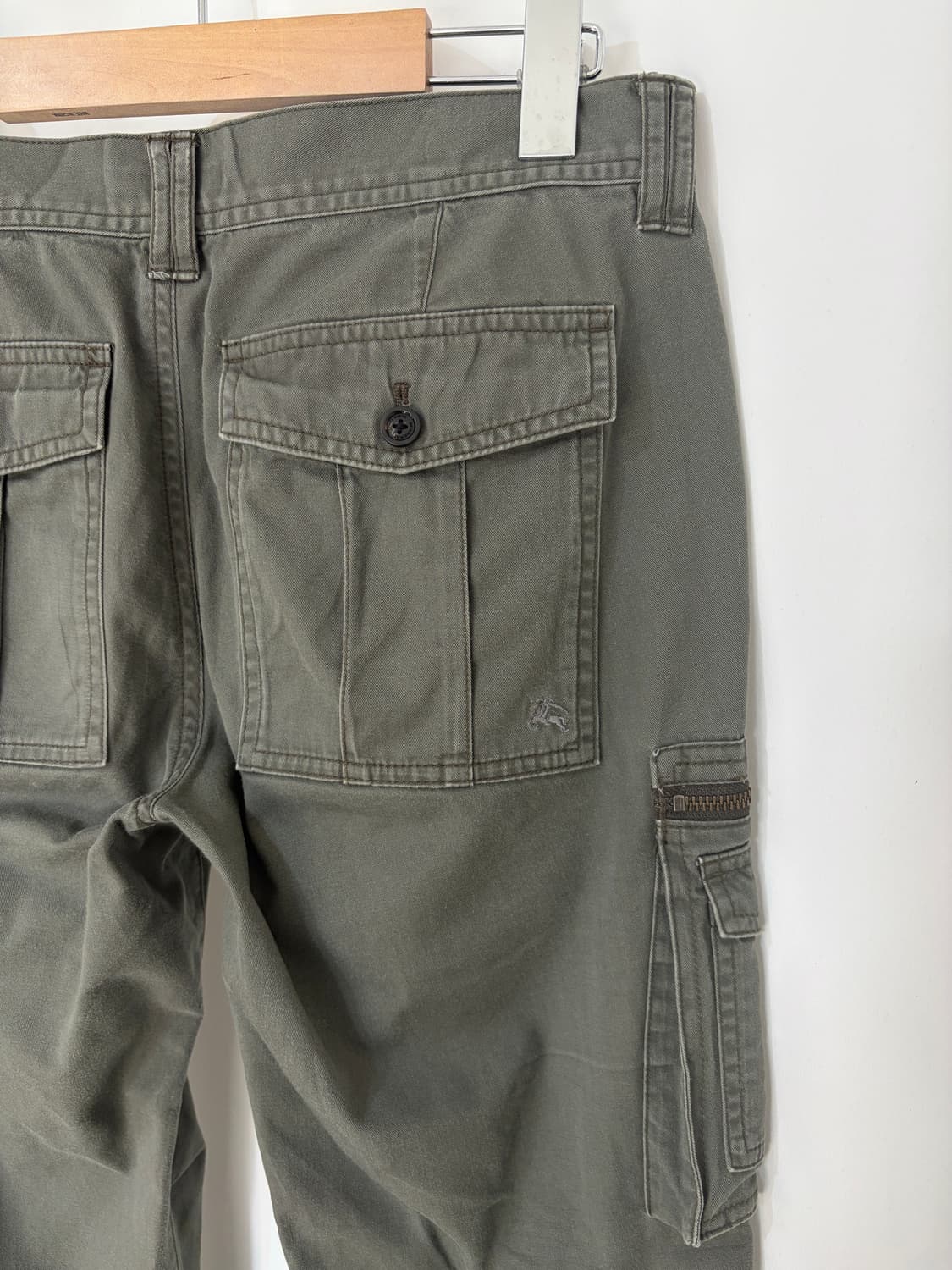 BURBERRY BLACK LABEL cargo pants 상품이미지5