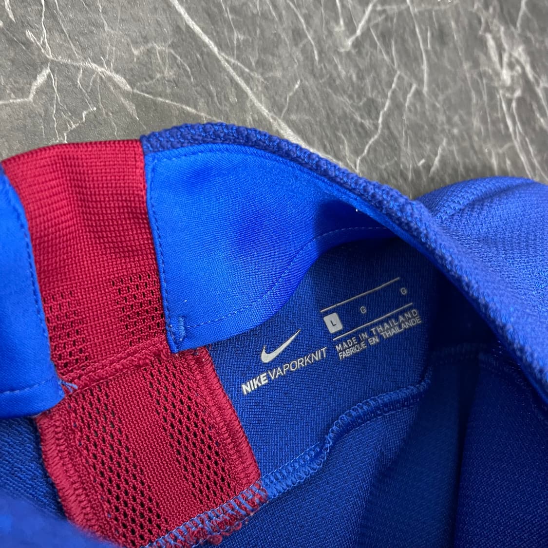 나이키 스우시 바르셀로나 베이퍼니트 트랙탑 상품이미지4