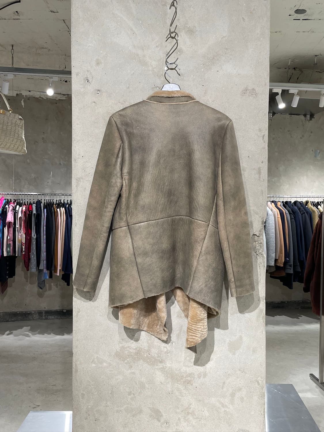 하쉬 라이트 브라운 시어링 쉽스킨 레더 자켓 상품이미지6