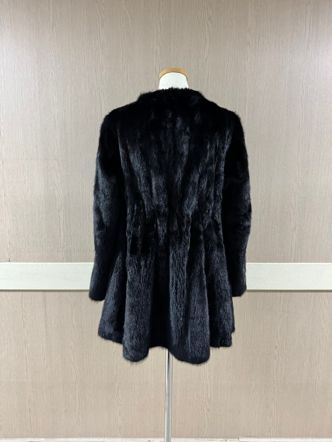 Noble Mink 프리미엄 풀스킨 밍크코트 상품이미지3