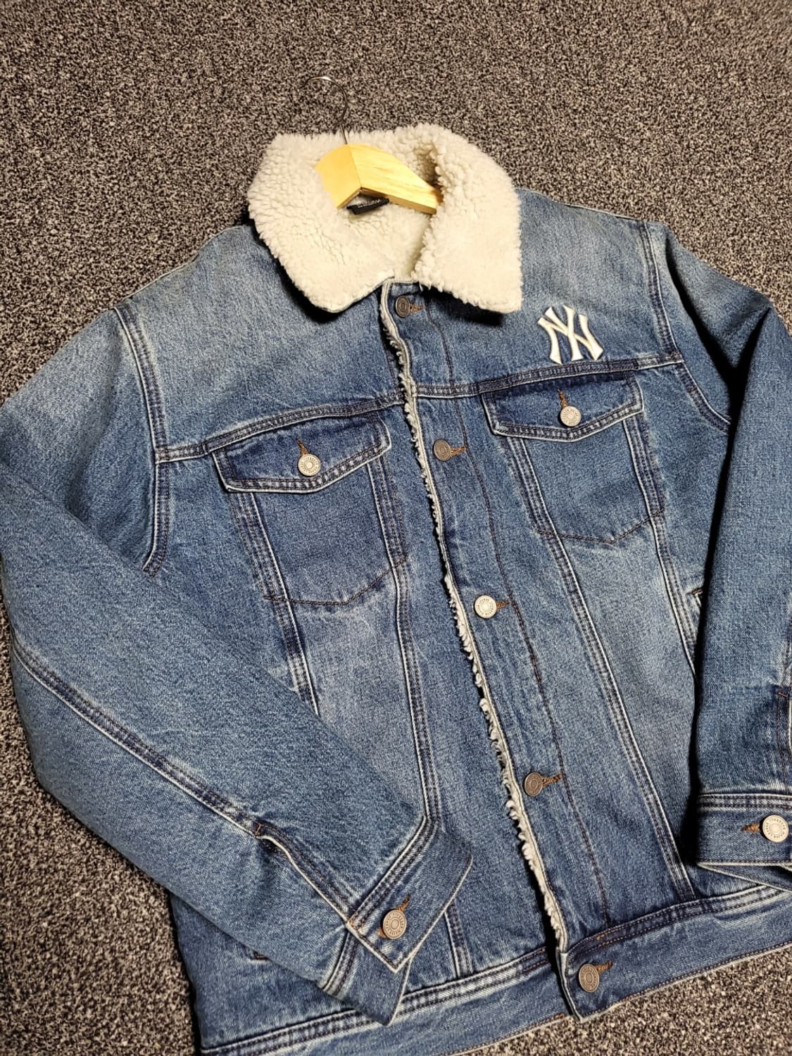 MLB 뉴욕양키즈 보아털 쉐르파 데님청자켓 상품이미지5