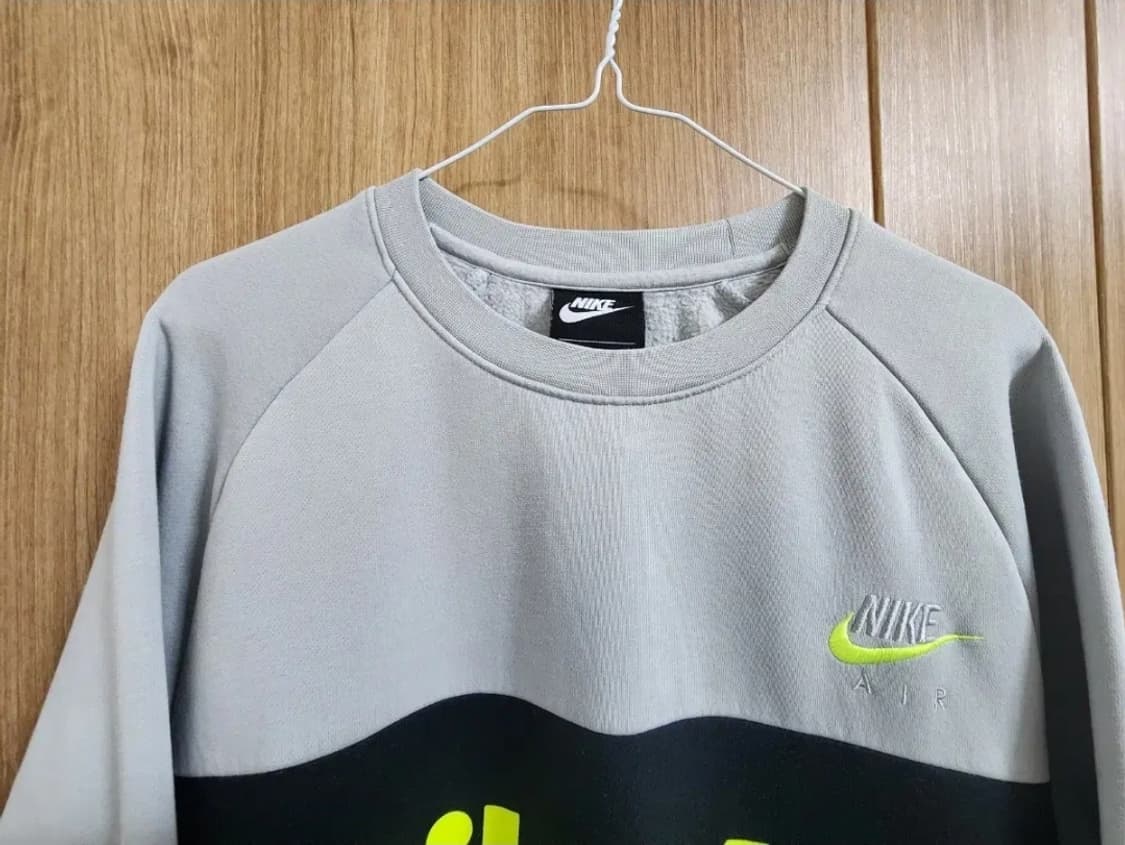 (105)나이키 에어 맨투맨 상품이미지2