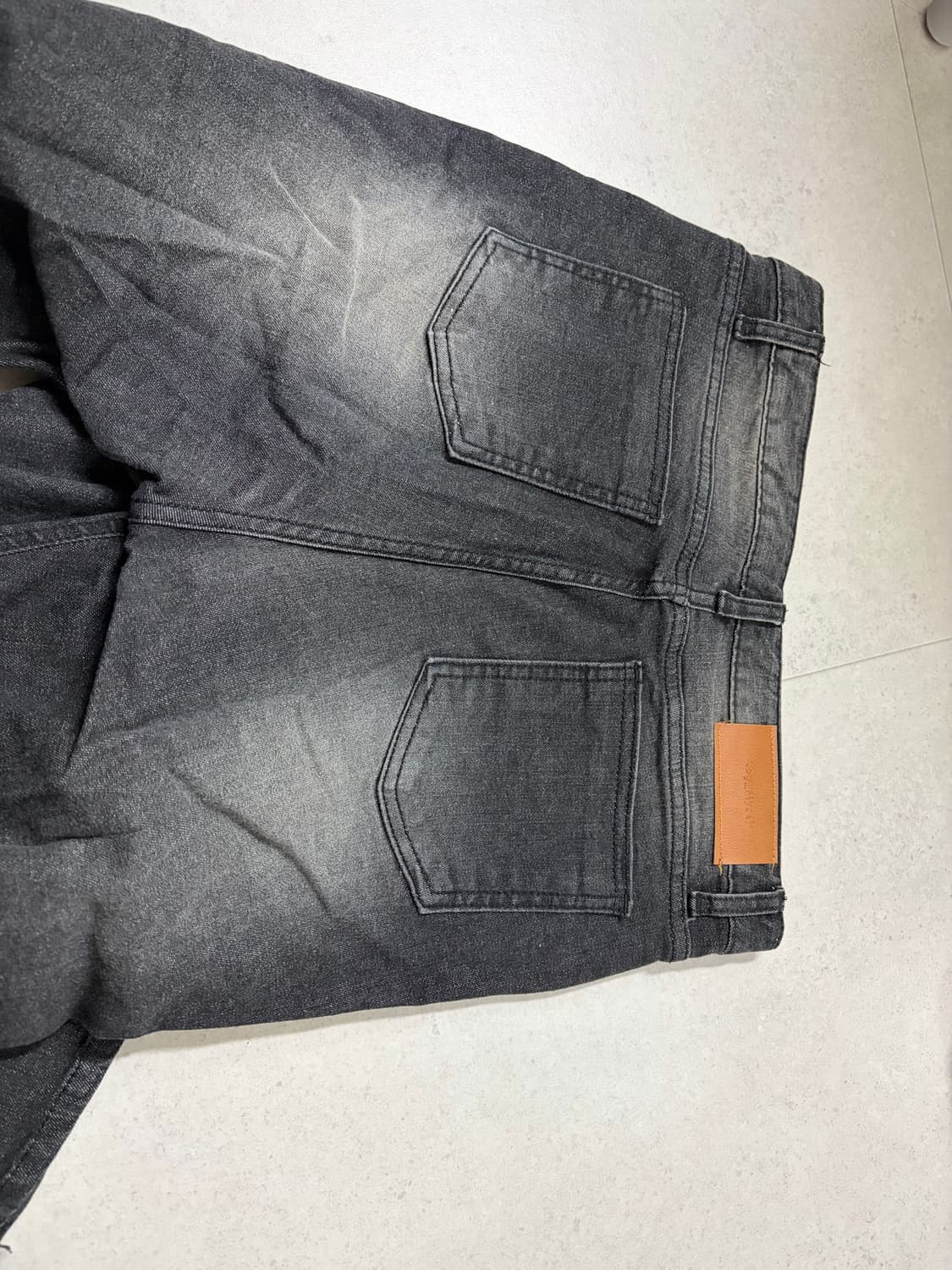 아워캐비넷 흑청 부츠컷 팬츠M  상품이미지2