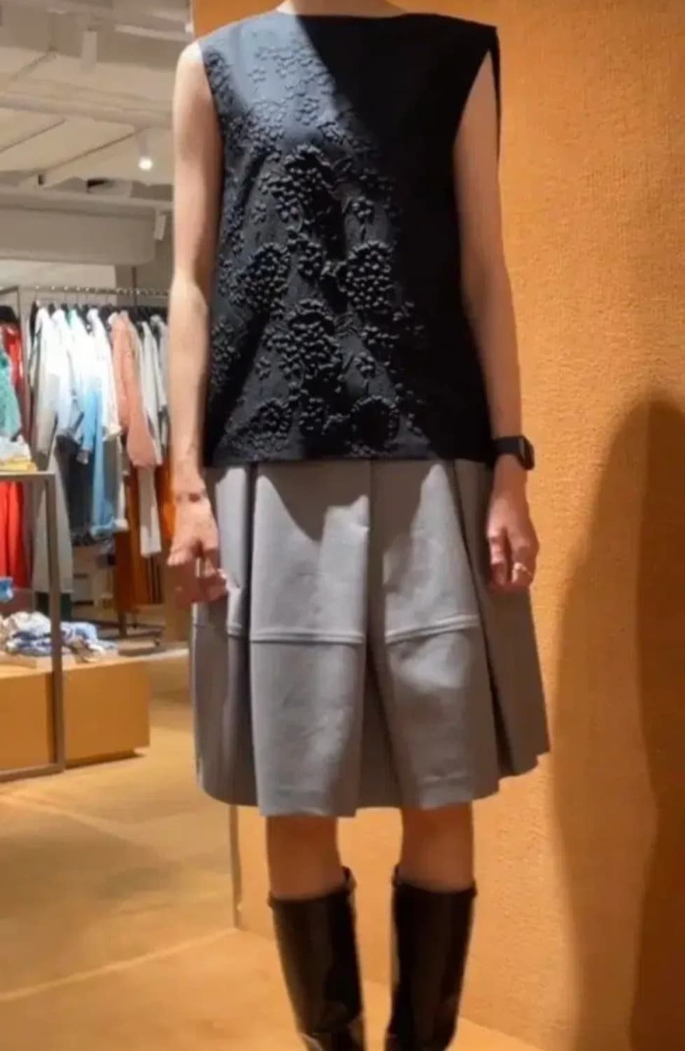 새상품) 에핑글러 자카드 베스트 블랙 상품이미지2