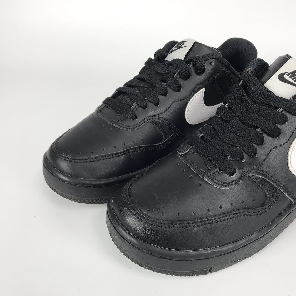 나이키 감마 포스 블랙 스니커즈 운동화 여성235 상품이미지3