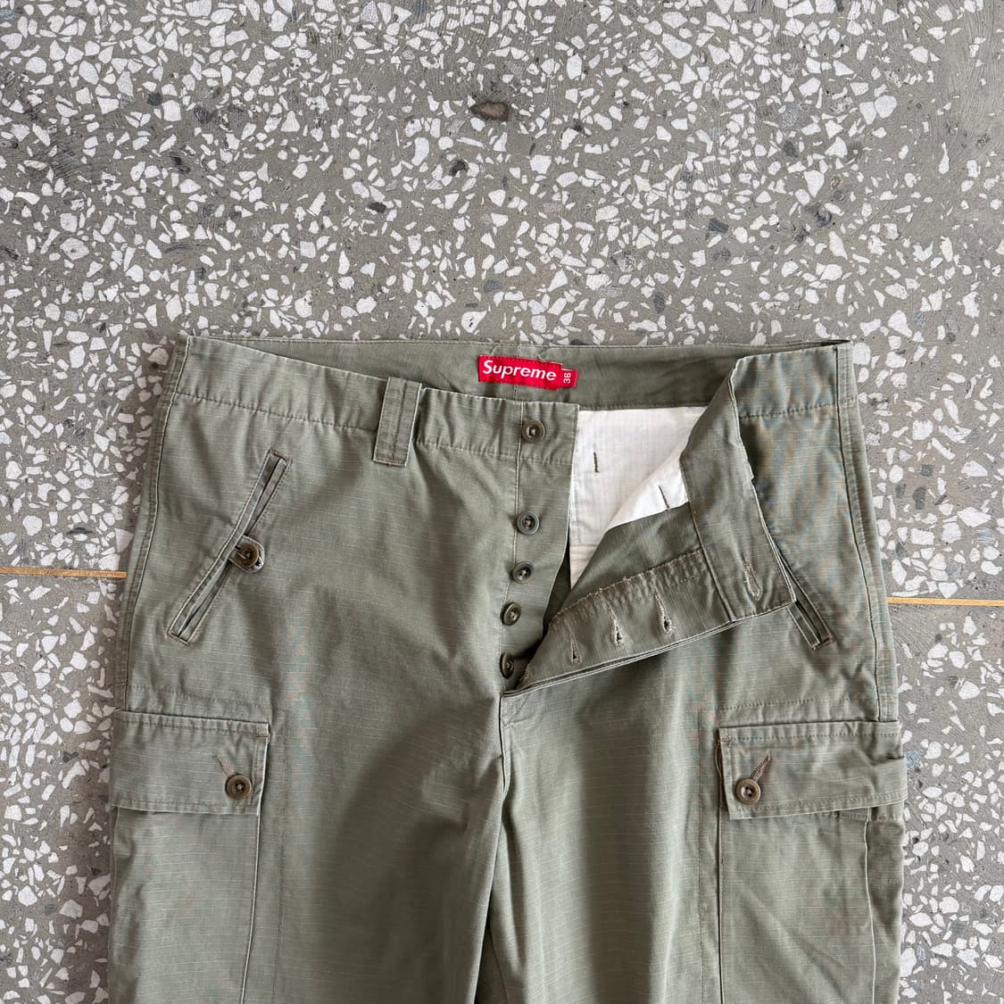 90-00s 올드 슈프림 카고 팬츠 상품이미지5