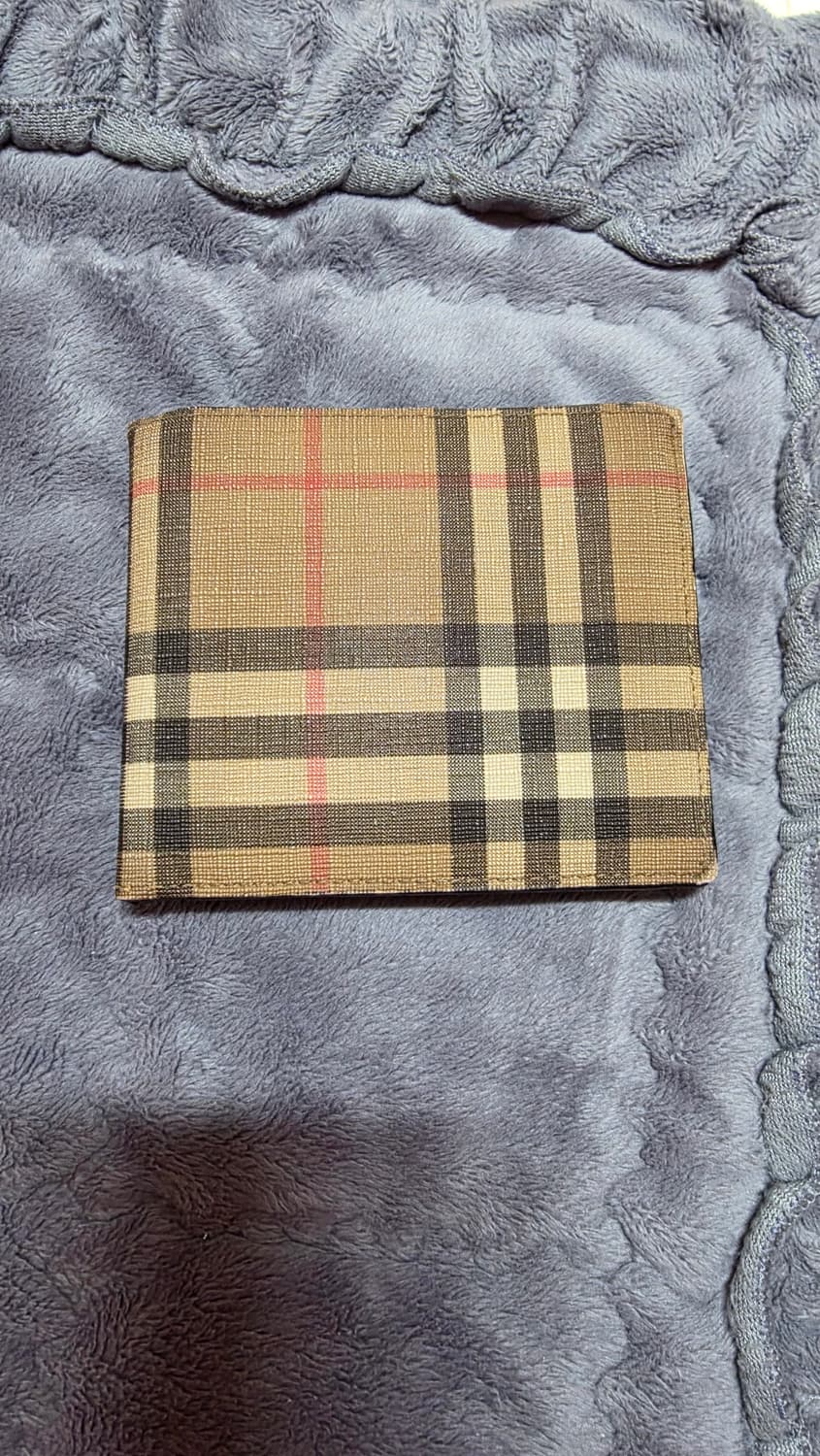(정품) 버버리 체크 반지갑/80166111/개인/팝니다. 상품이미지2
