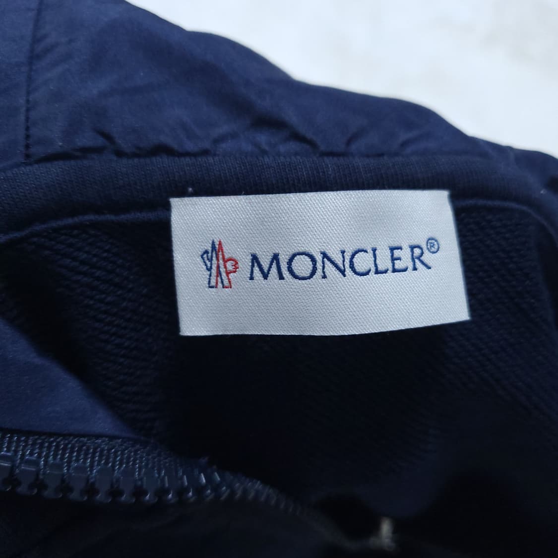 몽클레어 여성 후드집업 M 0227 뽀샤샤 상품이미지6