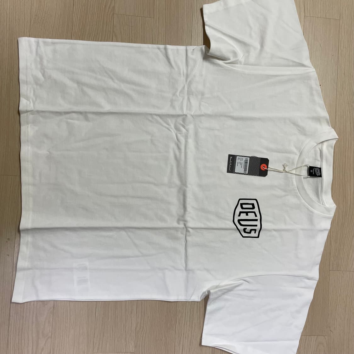 데우스 서울 반팔티 XXL 새상품 상품이미지2