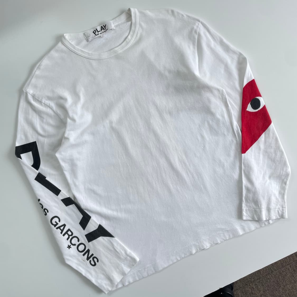 Comme des Garcons  꼼데가르송 슬리브로고 화이트 롱슬리브 상품이미지2