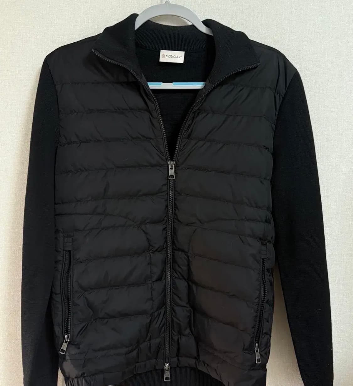 24년식 몽클레어 트리콧 니트패딩 (김현우) 상품이미지1