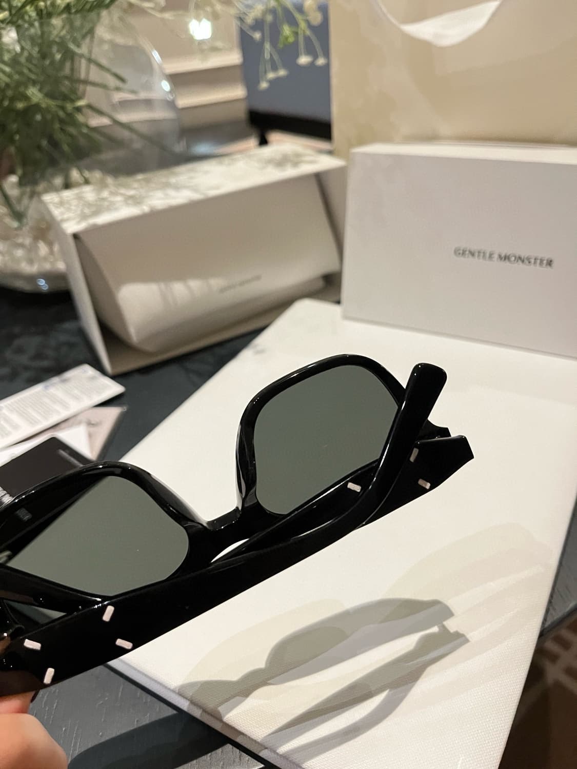 정품-젠틀몬스터 메종마르지엘라 MM110 01선글라스 상품이미지3