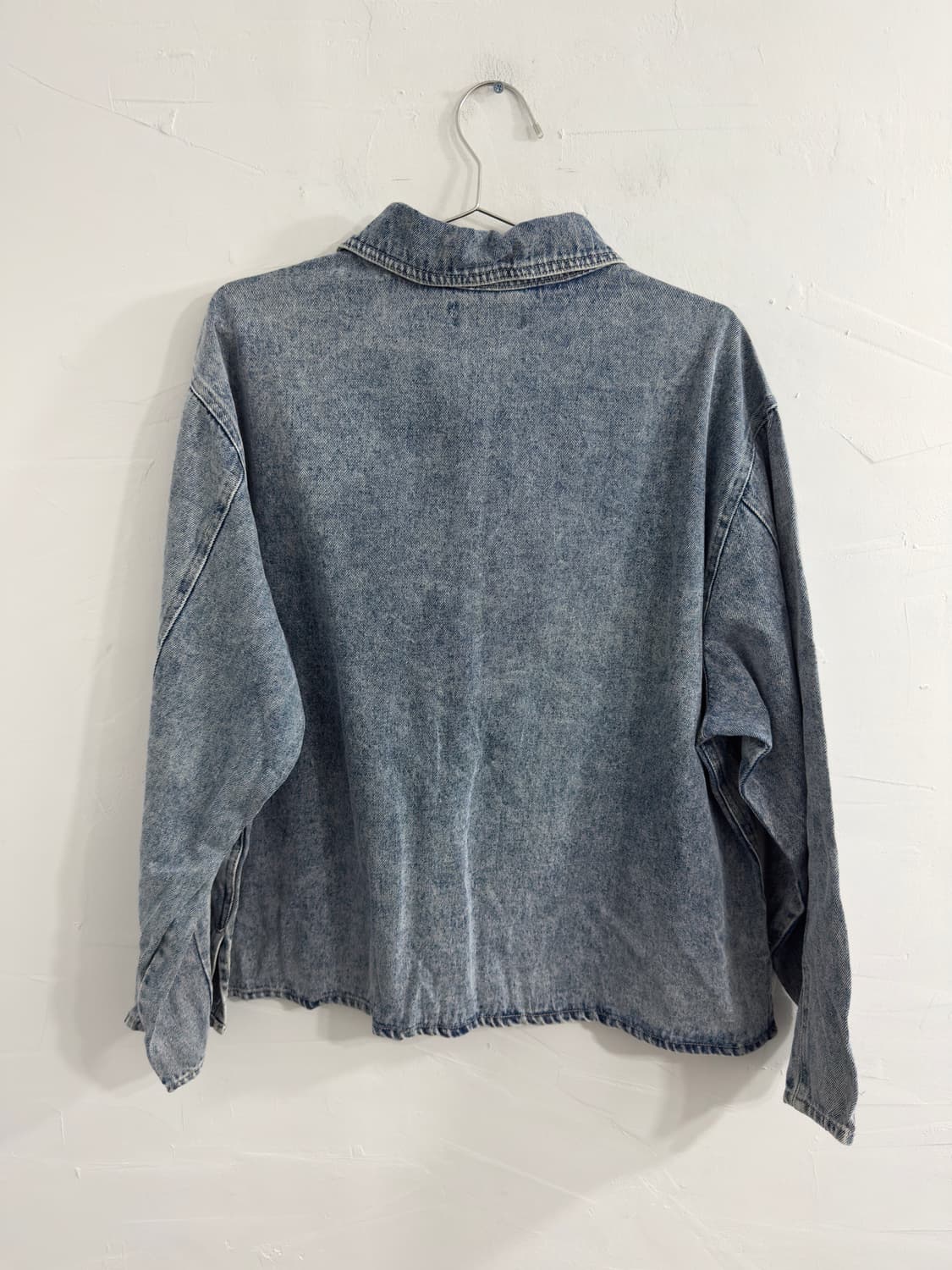 logosdays denim half button top 상품이미지4