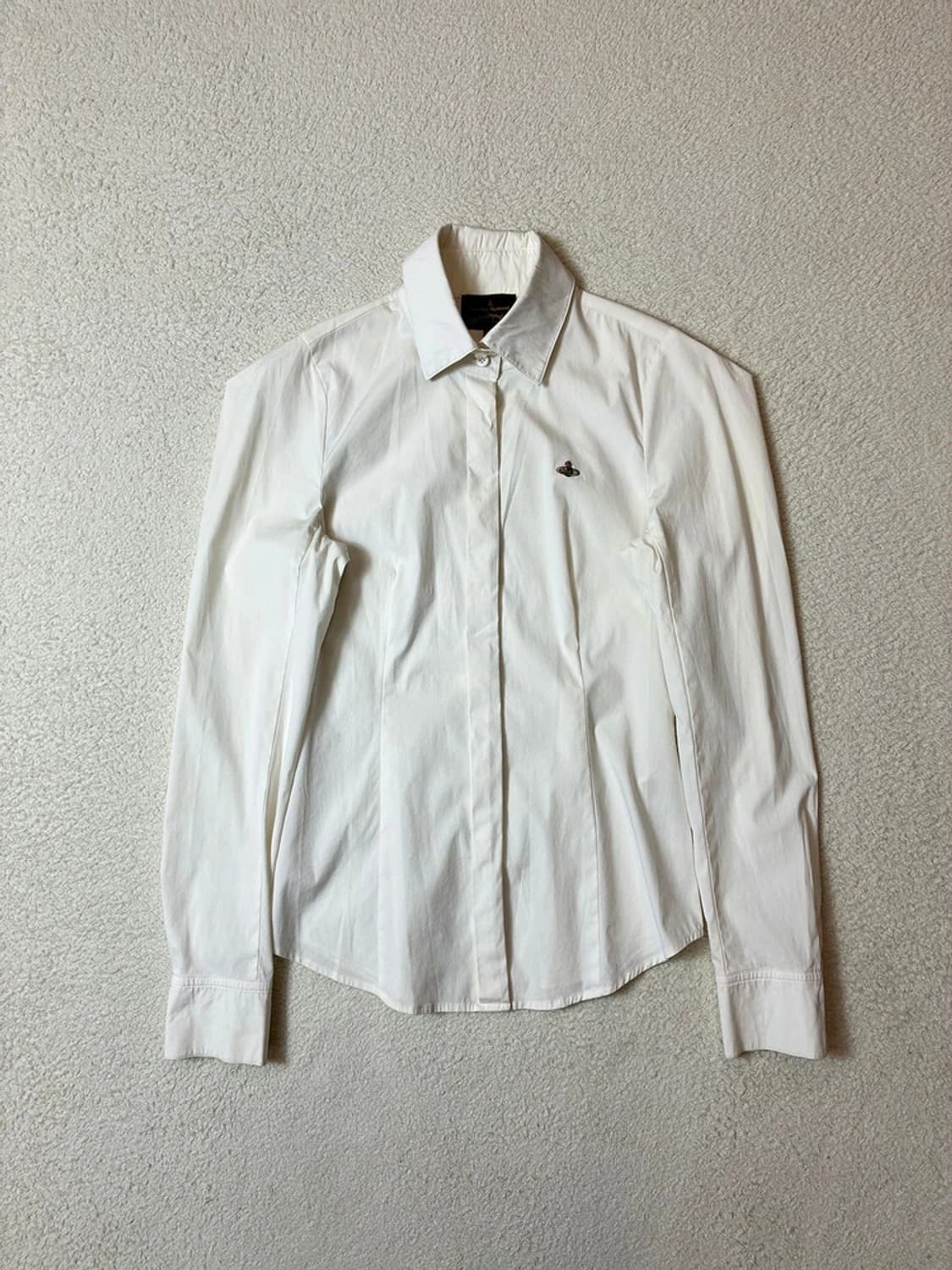 비비안웨스트우드 13FW 올드머니 로고 블라우스 PN6788 상품이미지1