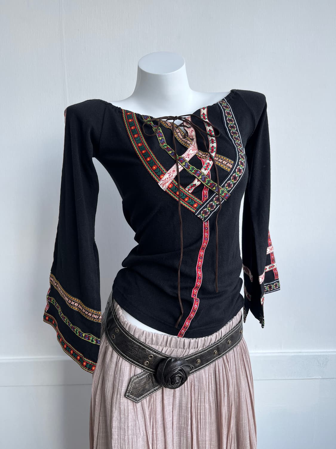 Thinktime 에스닉 긴팔 탑 상품이미지1