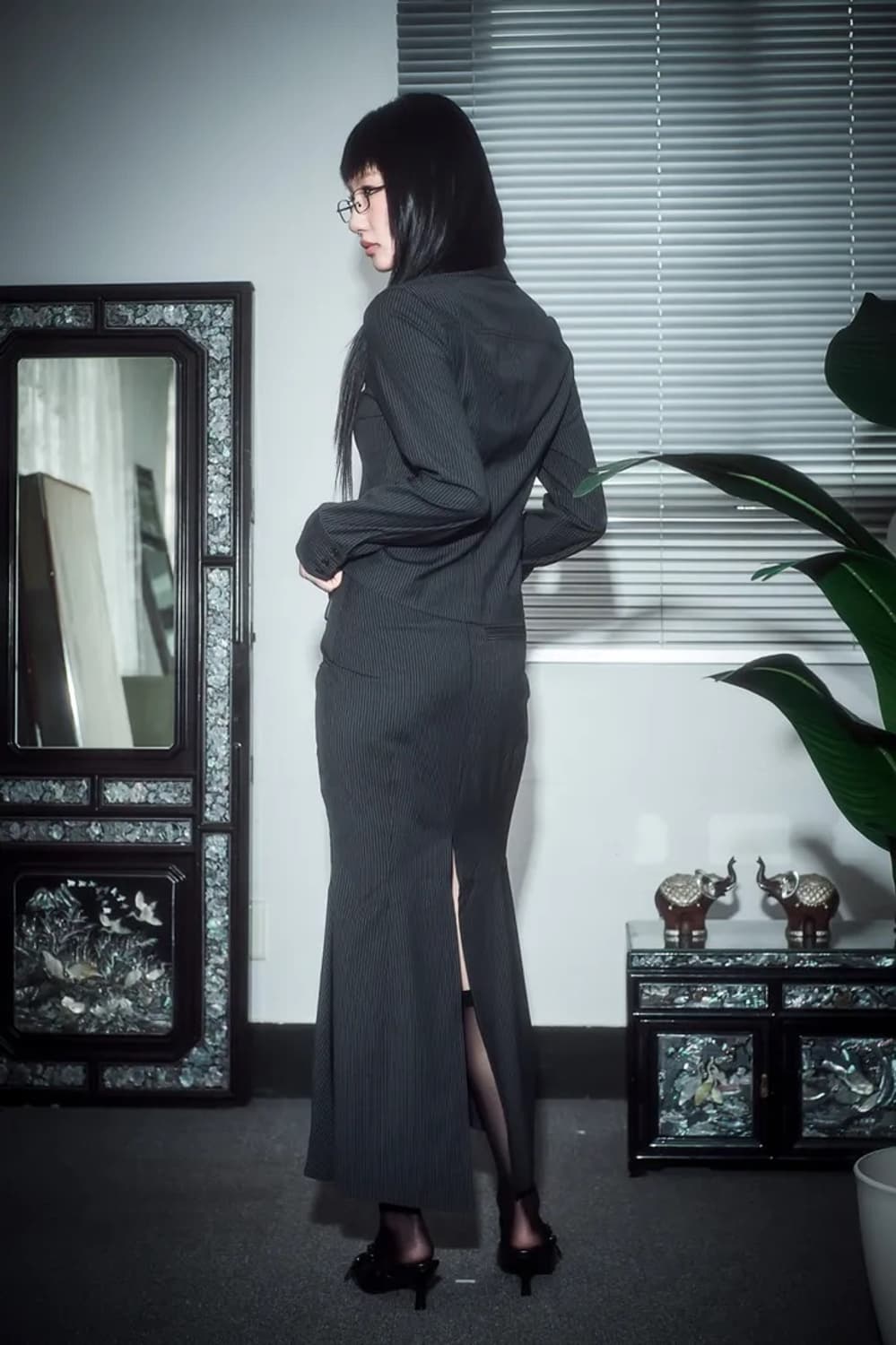 디어미 오피스 롱스커트 스트라이프 스커트 오도어 상품이미지1