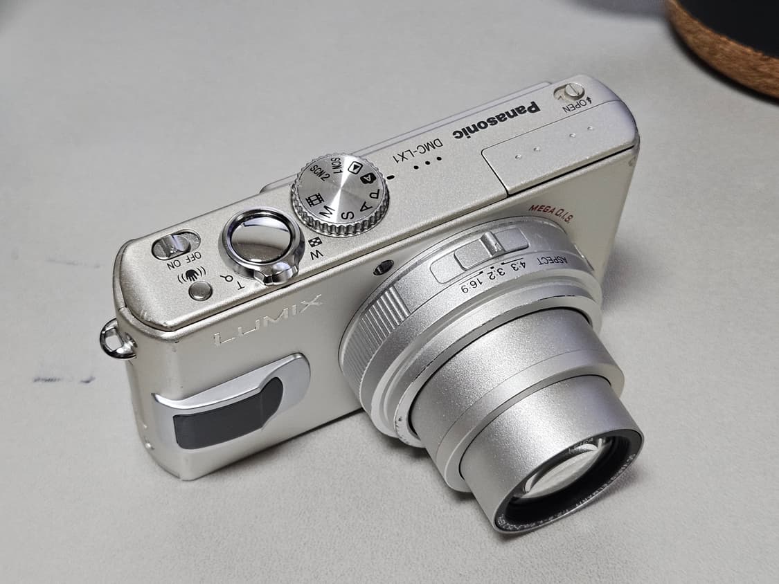 파나소닉 루믹스 LX1 라이카 동일 모델 디카 상품이미지3