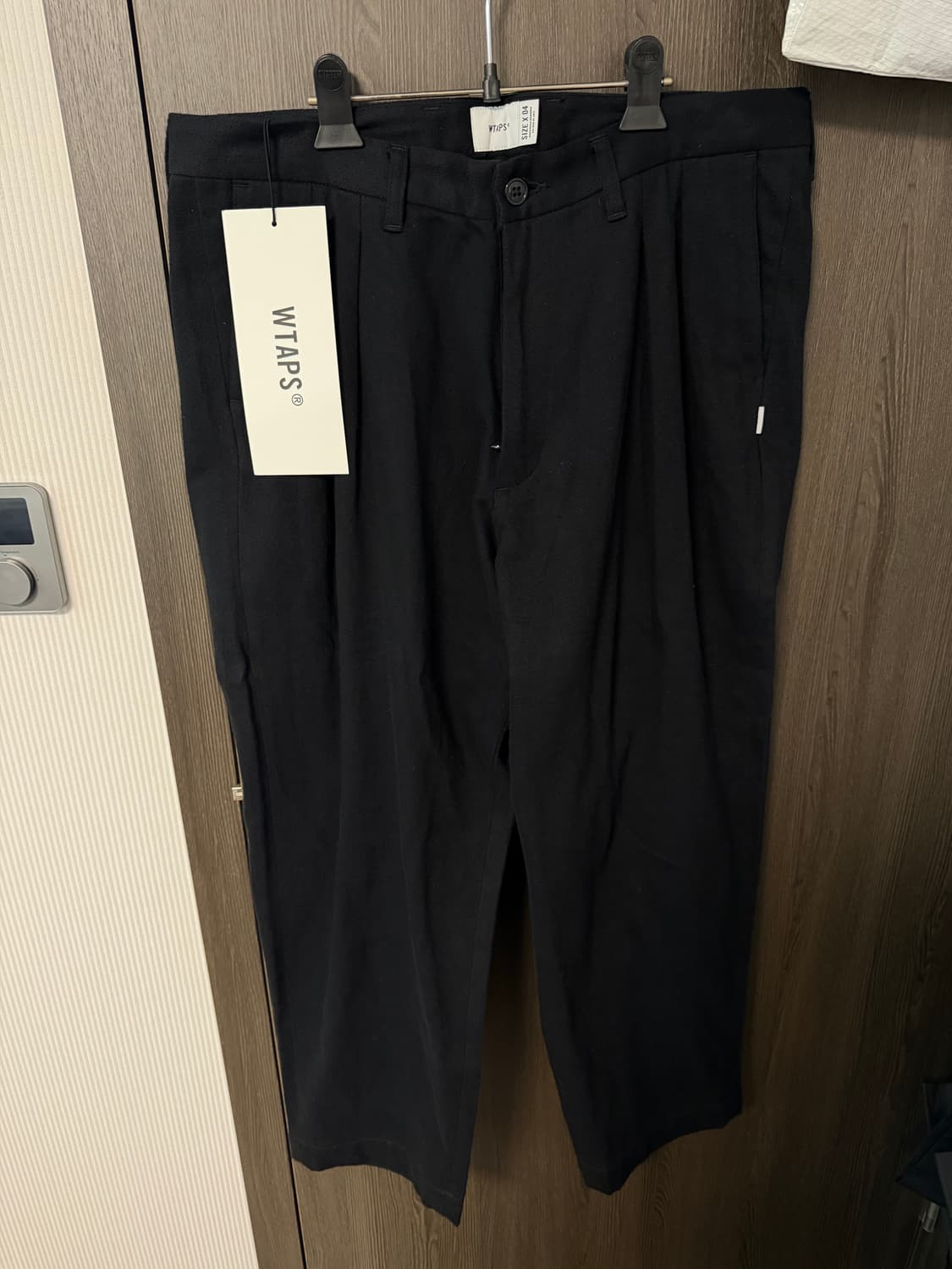 더블탭스 턱 플란넬 팬츠 4사이즈 상품이미지1