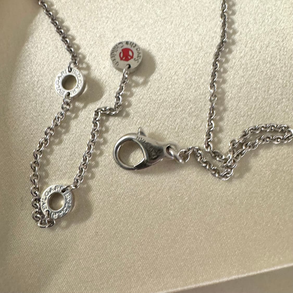 불가리 세이브더칠드런 목걸이 비제로원 실버 새상품급 상품이미지3