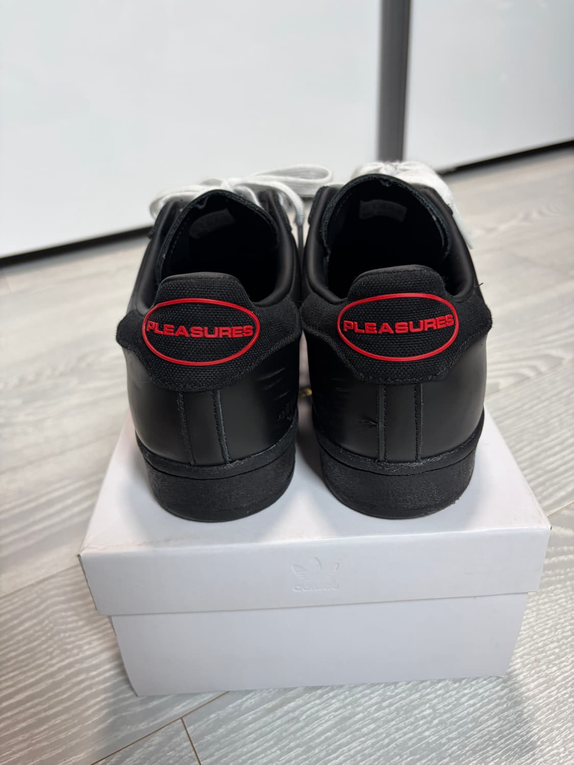 아디다스 x 플레져스 슈퍼스타 265 상품이미지3