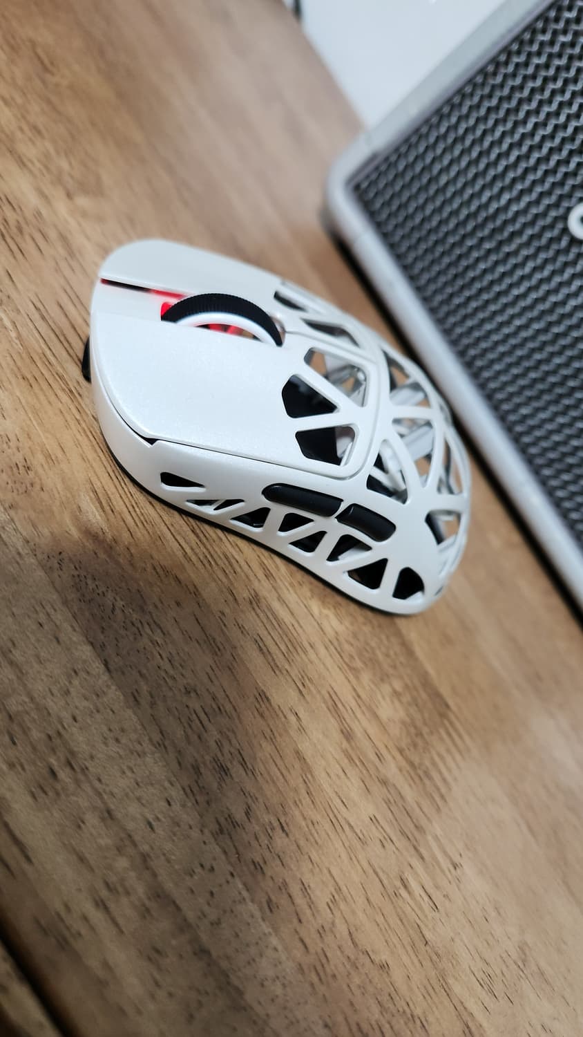 #어택 샤크 R2 마그네슘 합금 무선 마우스 급처 / 블루투스마우스 상품이미지3