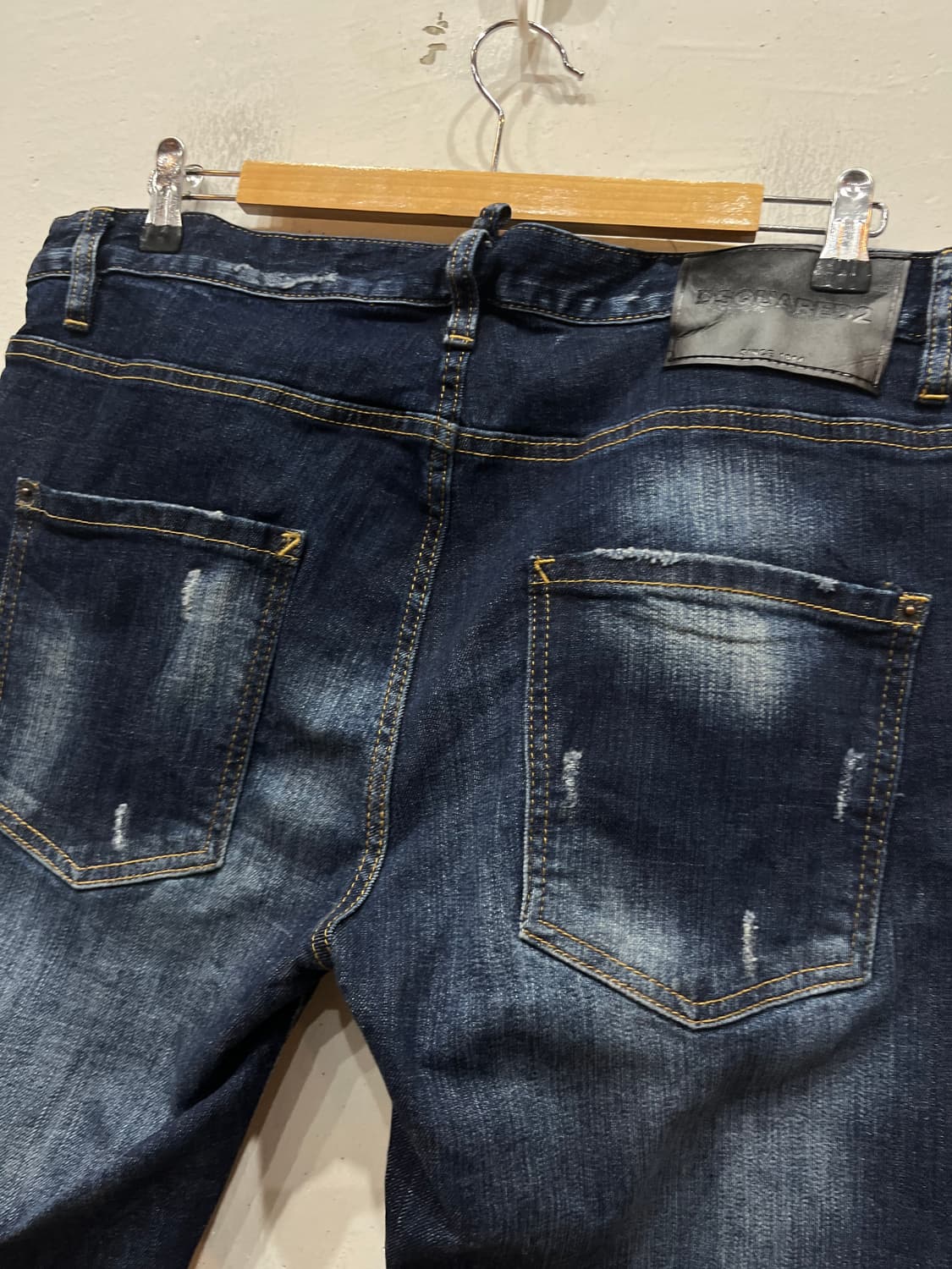 디스퀘어드2 워싱 디스 데님팬츠 Made in ITALY 상품이미지5