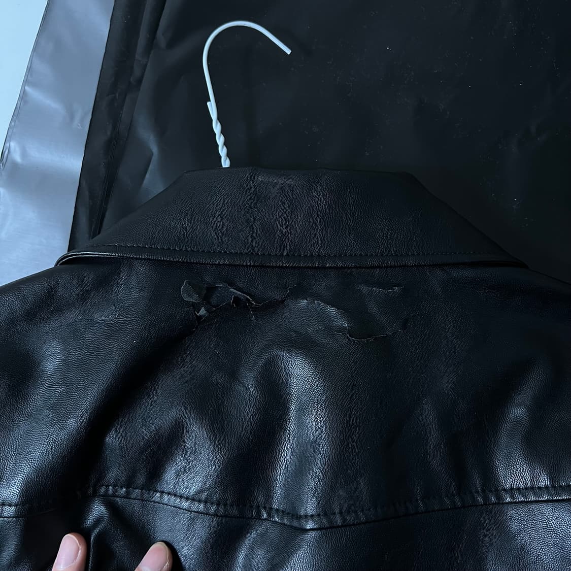 유니클로 싱글 레더 라이더 가죽자켓 [블랙] M/95 상품이미지6