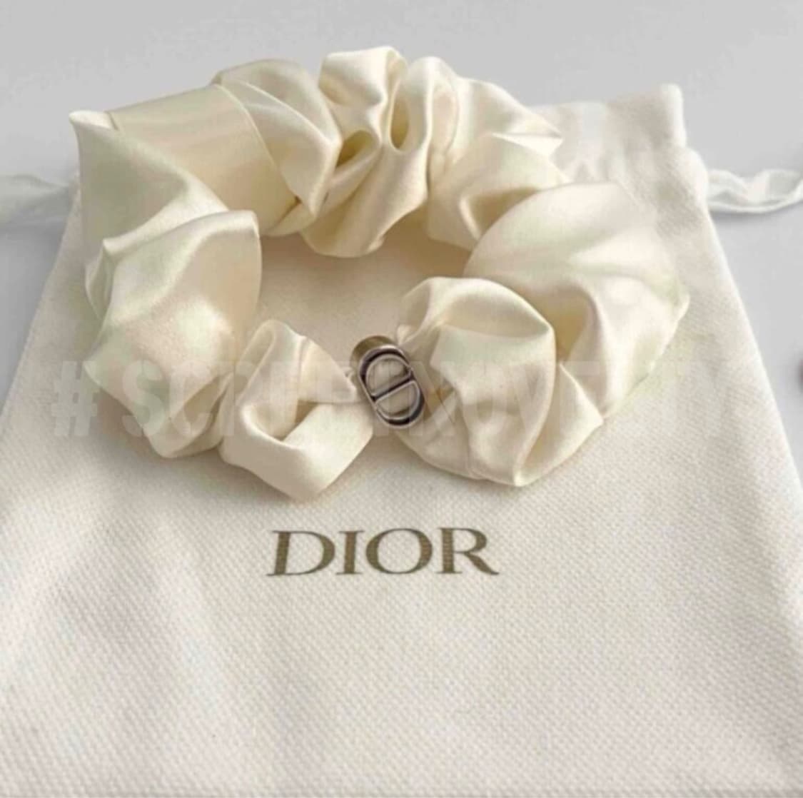 디올뷰티 기프트 헤어슈슈 상품이미지4