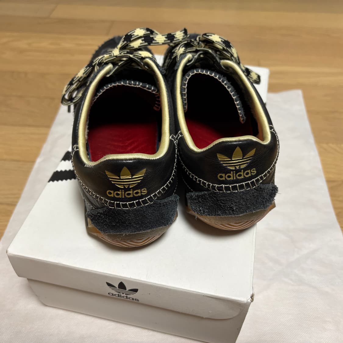 아디다스 x 웨일스 보너 컨트리 코어 블랙 상품이미지3