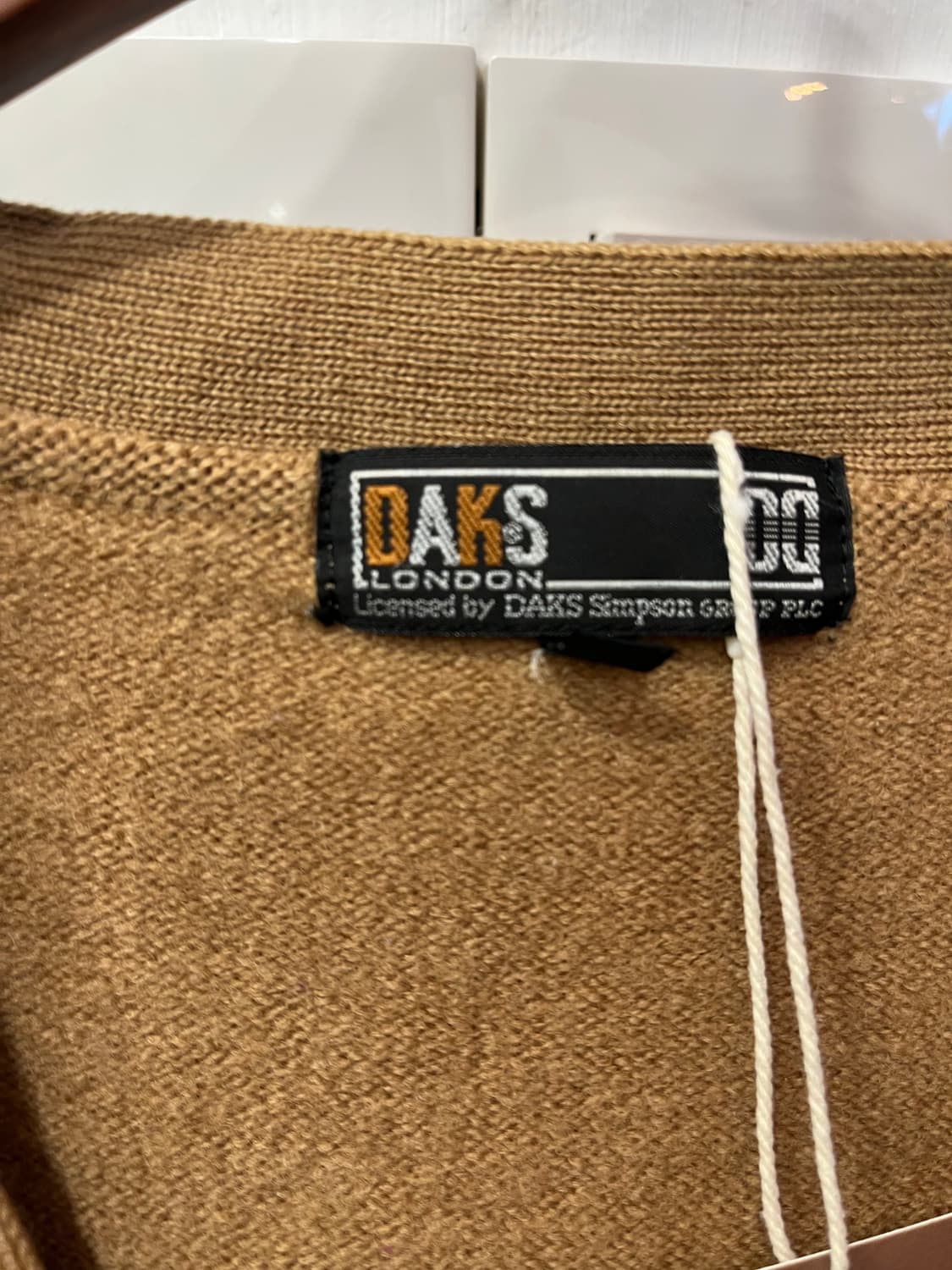 닥스 꽈배기 체크 가디건 상품이미지4